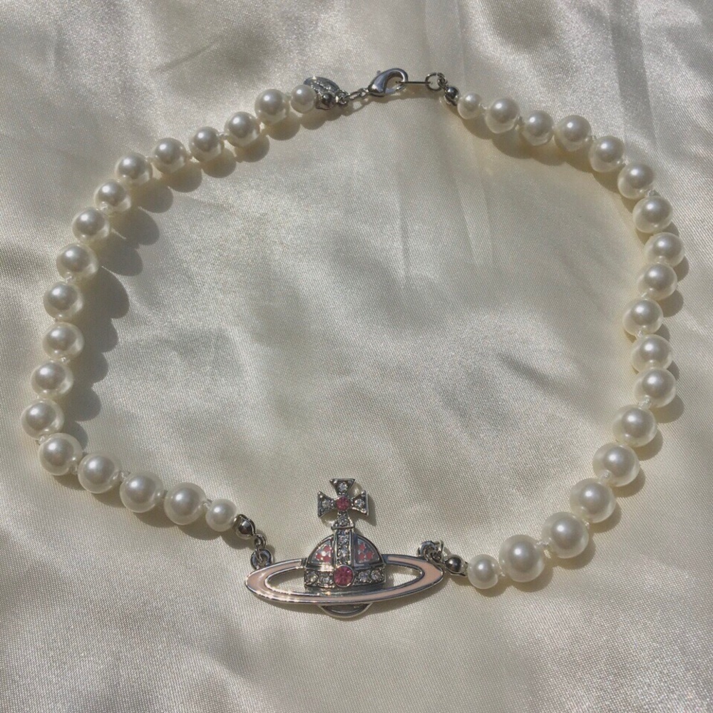 vivienne westwood pearl choker necklace